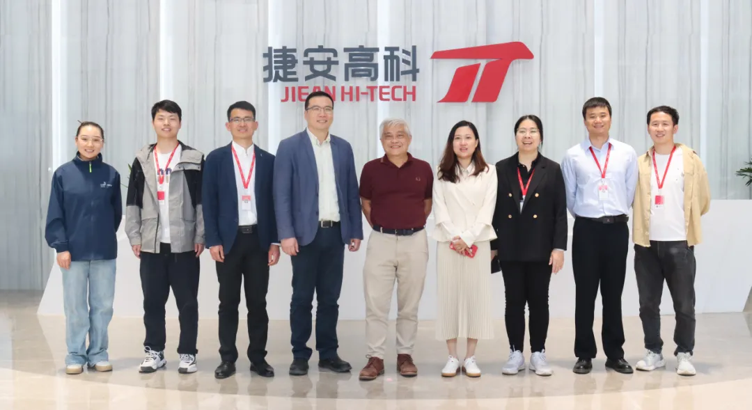 世赛飞机维修赛项项目经理考察evo视讯官网，实地验证飞机维修竞赛设备